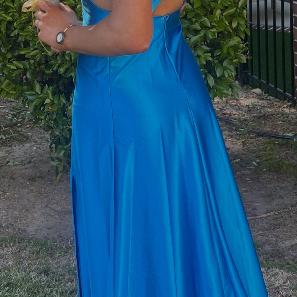 BLUE SILK DRESS ๐ - Picture 2 of 5
